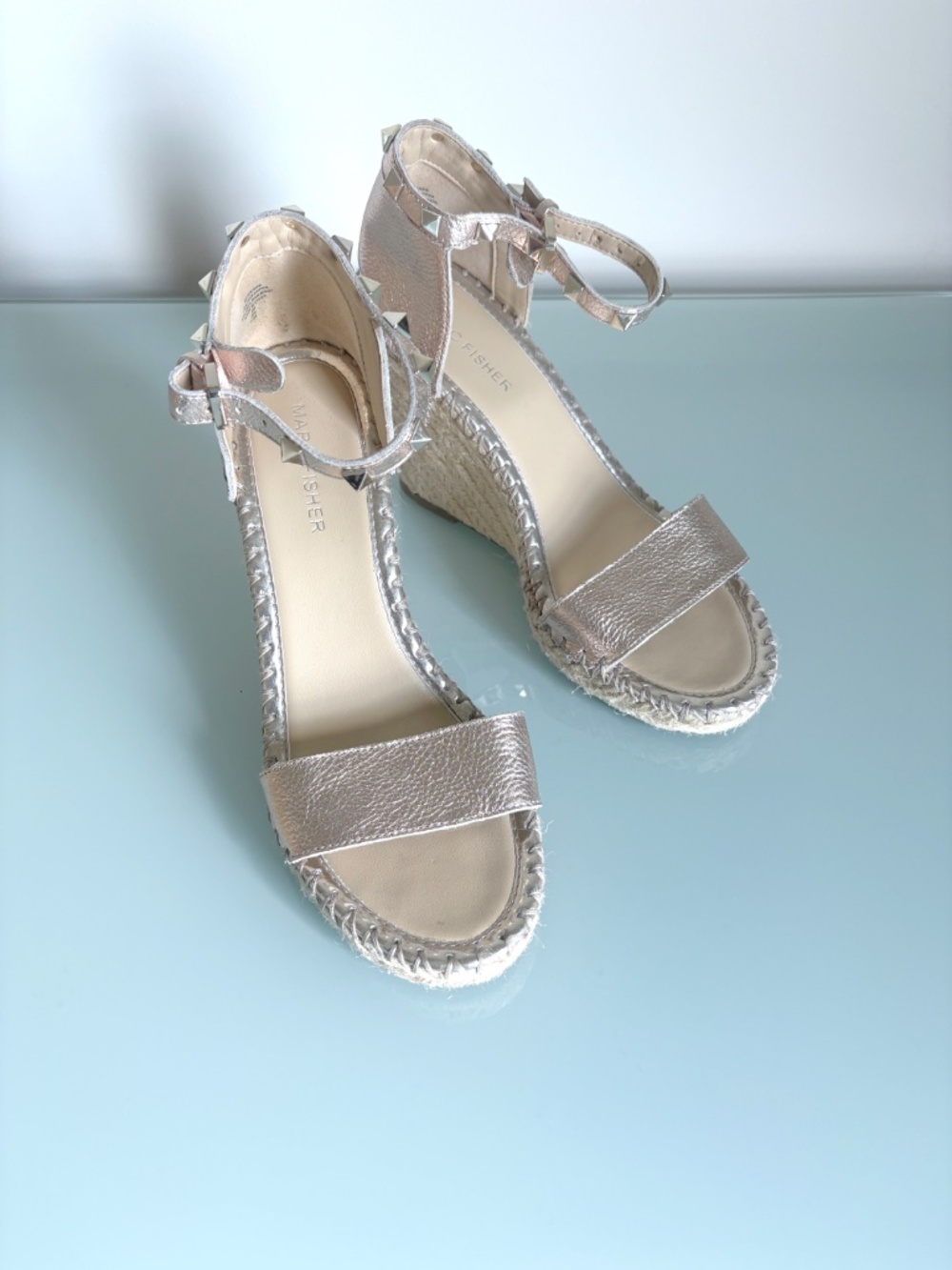 Marc Fisher silver platform espadrilles